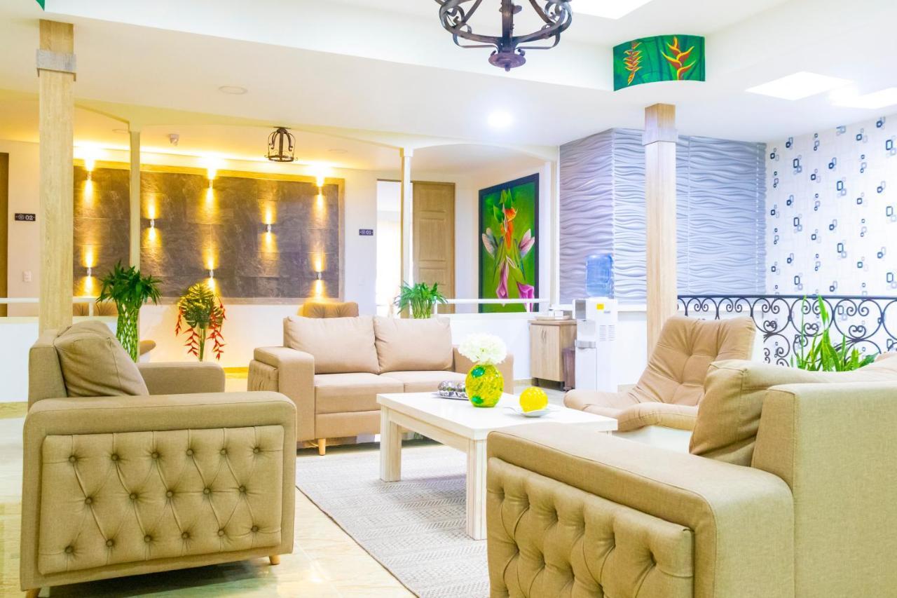 Hotel Plaza Real ซานตาโรซา เดกาบัล ภายนอก รูปภาพ